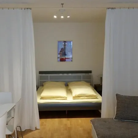 Familienfreundliche Apartments Am Park Вюрцбург Экстерьер фото