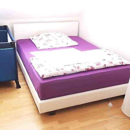 Familienfreundliche Apartments Am Park Вюрцбург Экстерьер фото