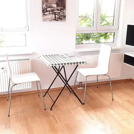 Familienfreundliche Apartments Am Park Вюрцбург Номер фото