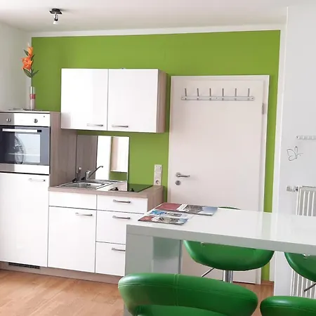 Familienfreundliche Apartments Am Park Вюрцбург Экстерьер фото