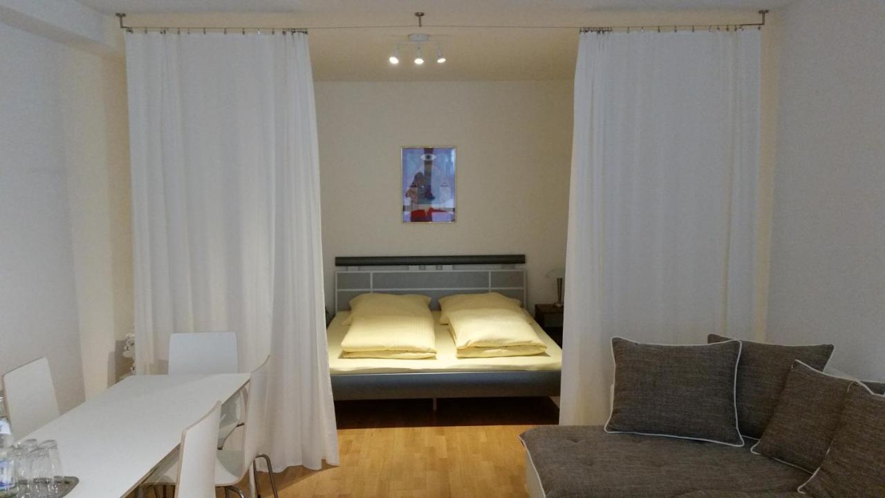Familienfreundliche Am Park Apartment Würzburg